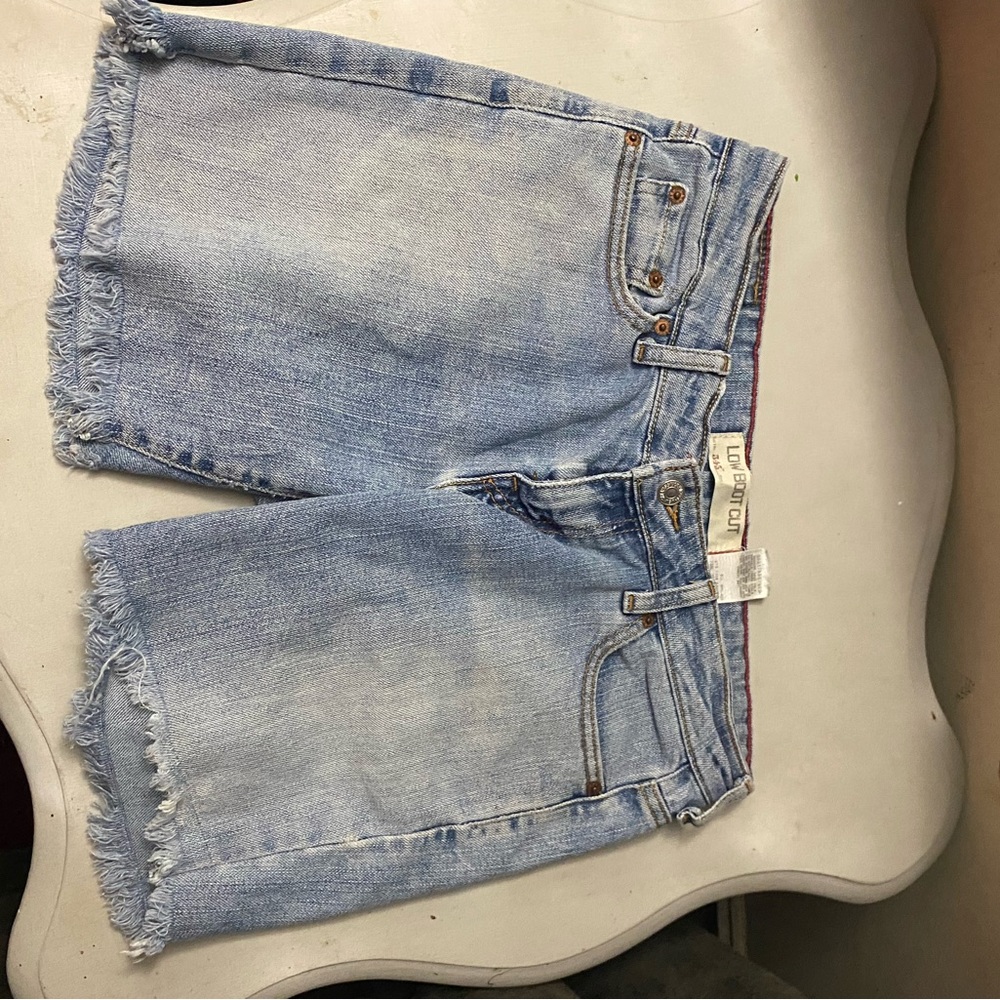 Levi’s low boot cut women shorts 545 size 6 - Picture 2 of 7